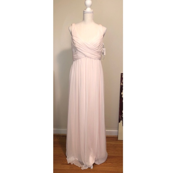 Beautiful Blushing Pink Dress w Drop Back. - Picture 2 of 8